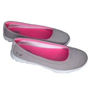 ☮️ 2/$30 Sketchers On-the-Go Slip ons